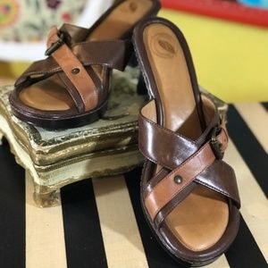 EUC Nurture Two Tone Leather Wedges - Size 9.5